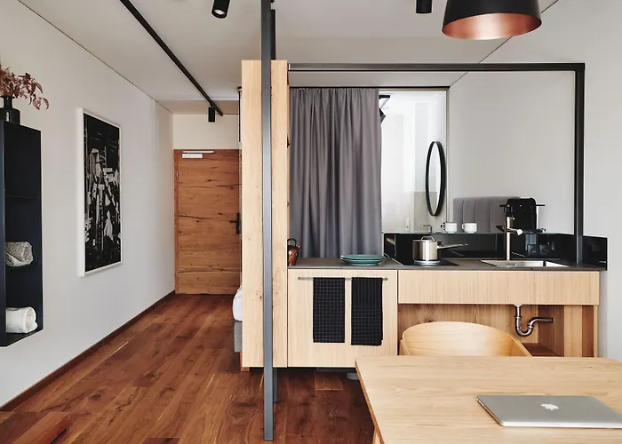 Hotel apartamentowy Quartier Am Bauernstadl 4*